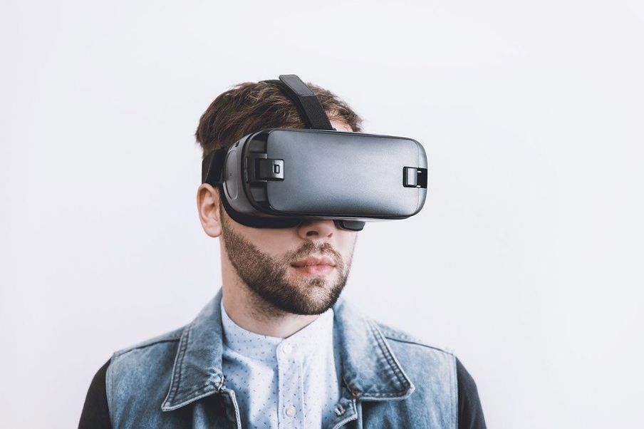 A virtual reality headset