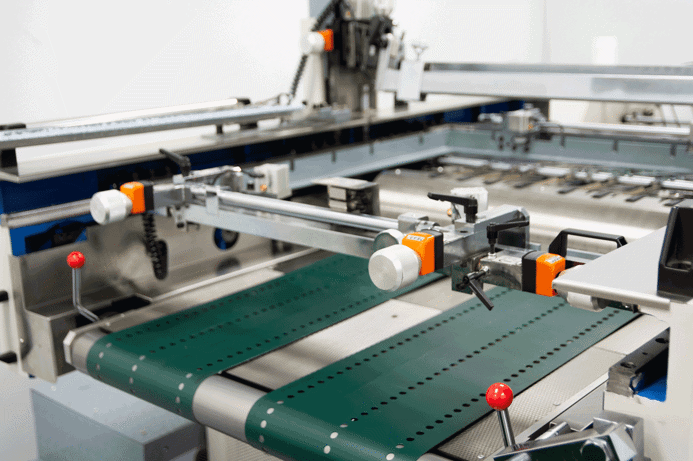 Screen printing machine in Eurecat plastronic pilot plant